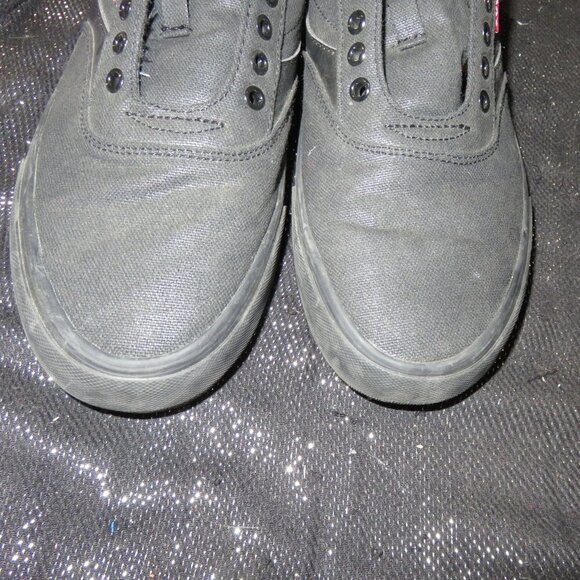 BOGO Levi's Comfort Casual Canvas & Denim Sneakers in Black size 8.5 - Picture 2 of 11